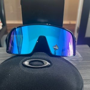 Oakley Suttro NWT